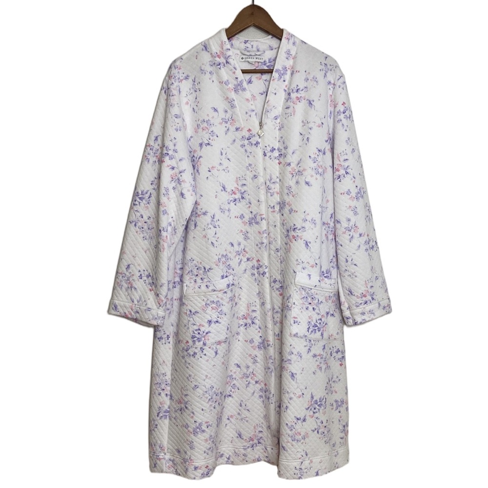 Eileen West Robe Womens Large XL White Lilac Floral Quilted Walz Zip Lounger